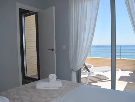 Appartement 65m² vue mer à 10m de la plage Almadrava : photo 34