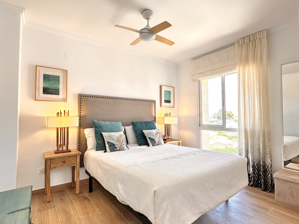 Appartement 2 chambres à 300 m de la plage, piscine - Photo 4