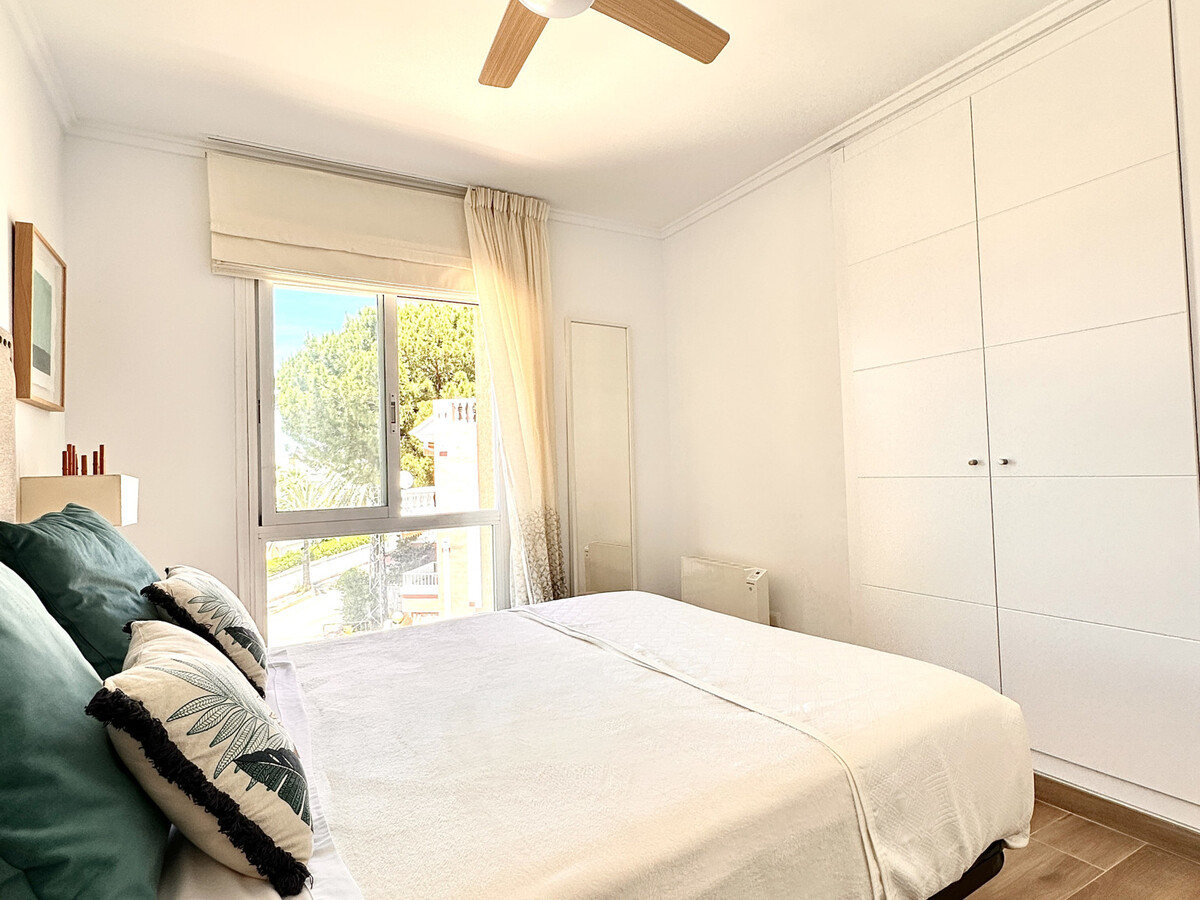 Appartement 2 chambres à 300 m de la plage, piscine - Photo 12