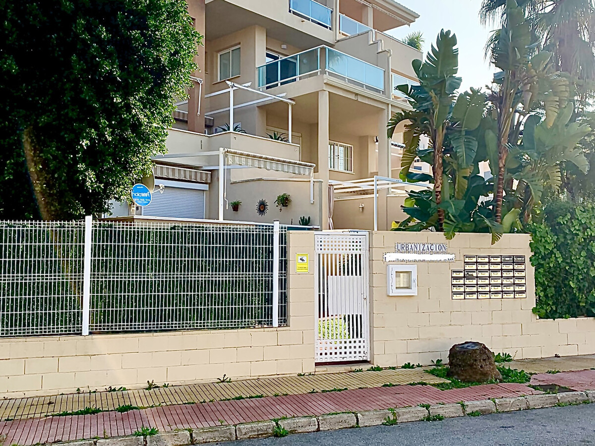 Appartement 2 chambres à 300 m de la plage, piscine - Photo 17