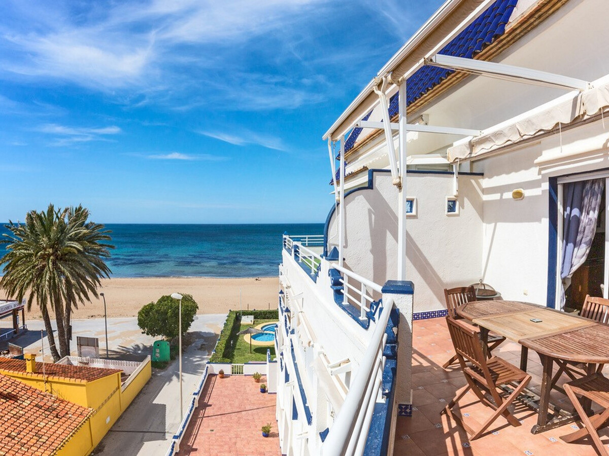 Penthouse 60 m² à 10 m de la plage, piscine commune - Photo 1