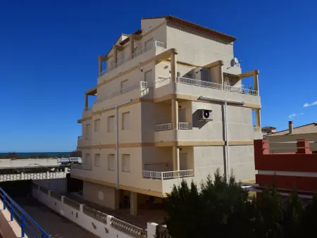 Appartement 6 pers. à 100 m de la plage, piscine commune : photo 2