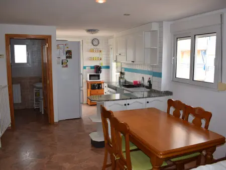 Appartement 6 pers. à 100 m de la plage, piscine commune : photo 13