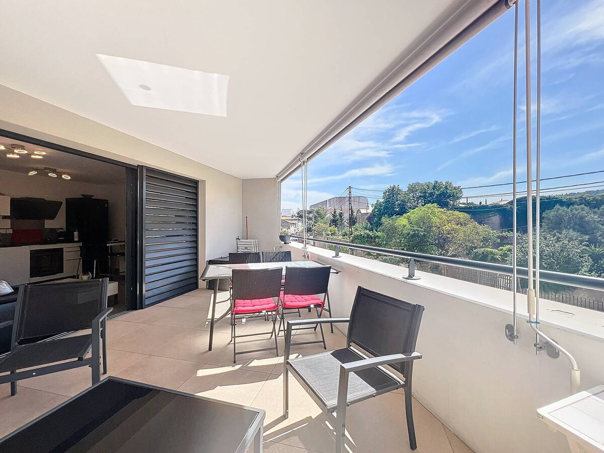 T2 moderne face mer avec terrasse 18 m² à La Ciotat - Photo 2