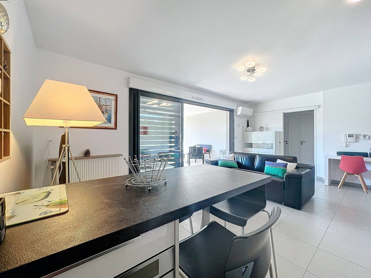 T2 moderne face mer avec terrasse 18 m² à La Ciotat - Photo 7