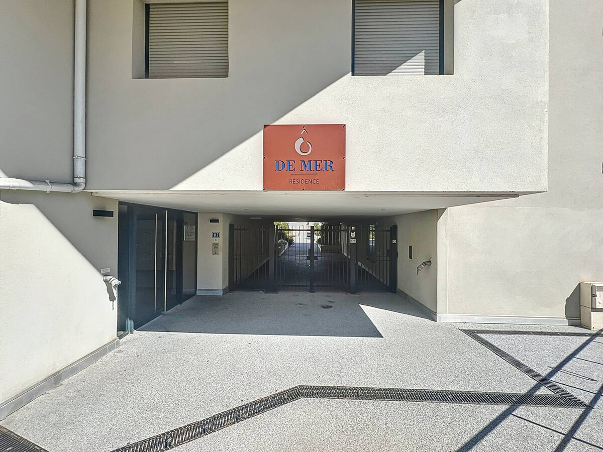 T2 moderne face mer avec terrasse 18 m² à La Ciotat - Photo 18