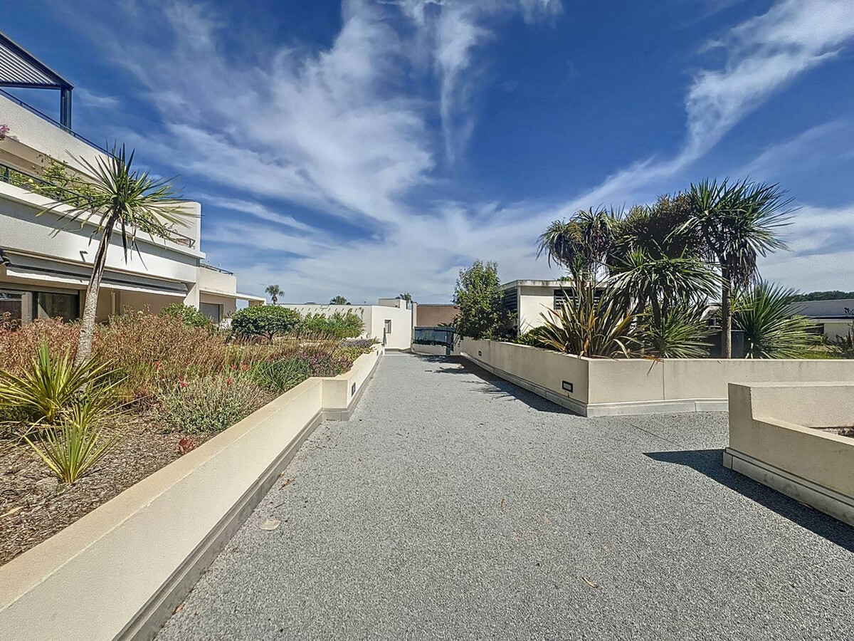 T2 moderne face mer avec terrasse 18 m² à La Ciotat - Photo 19