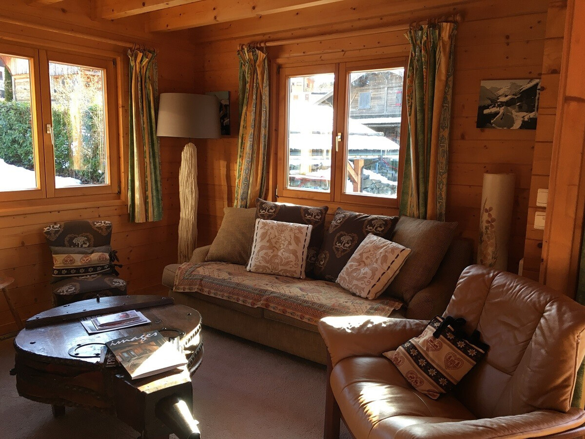 Chalet 5 chambres aux Carroz avec parking couvert - Photo 2