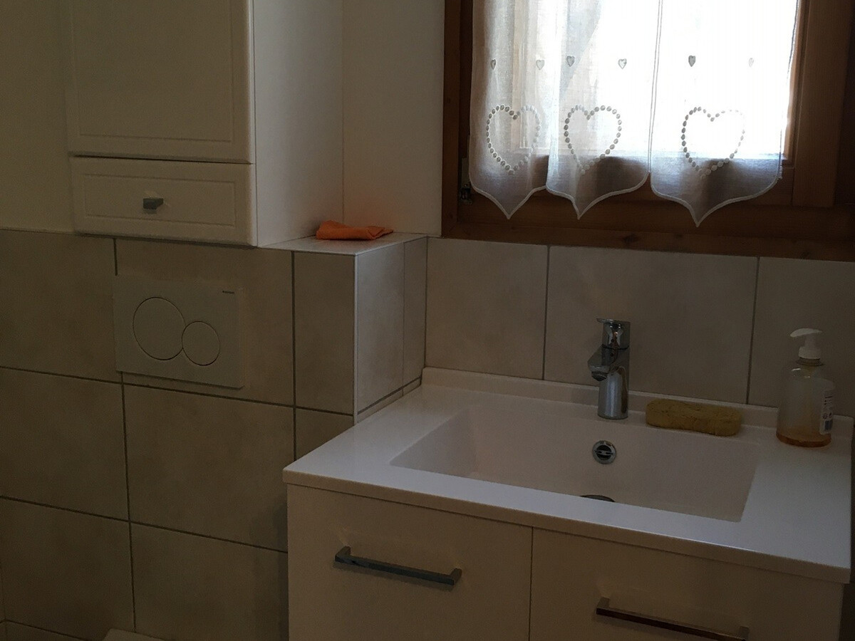 Chalet 5 chambres aux Carroz avec parking couvert - Photo 19