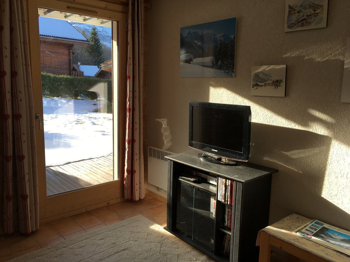 Chalet 5 chambres aux Carroz avec parking couvert - Photo 21
