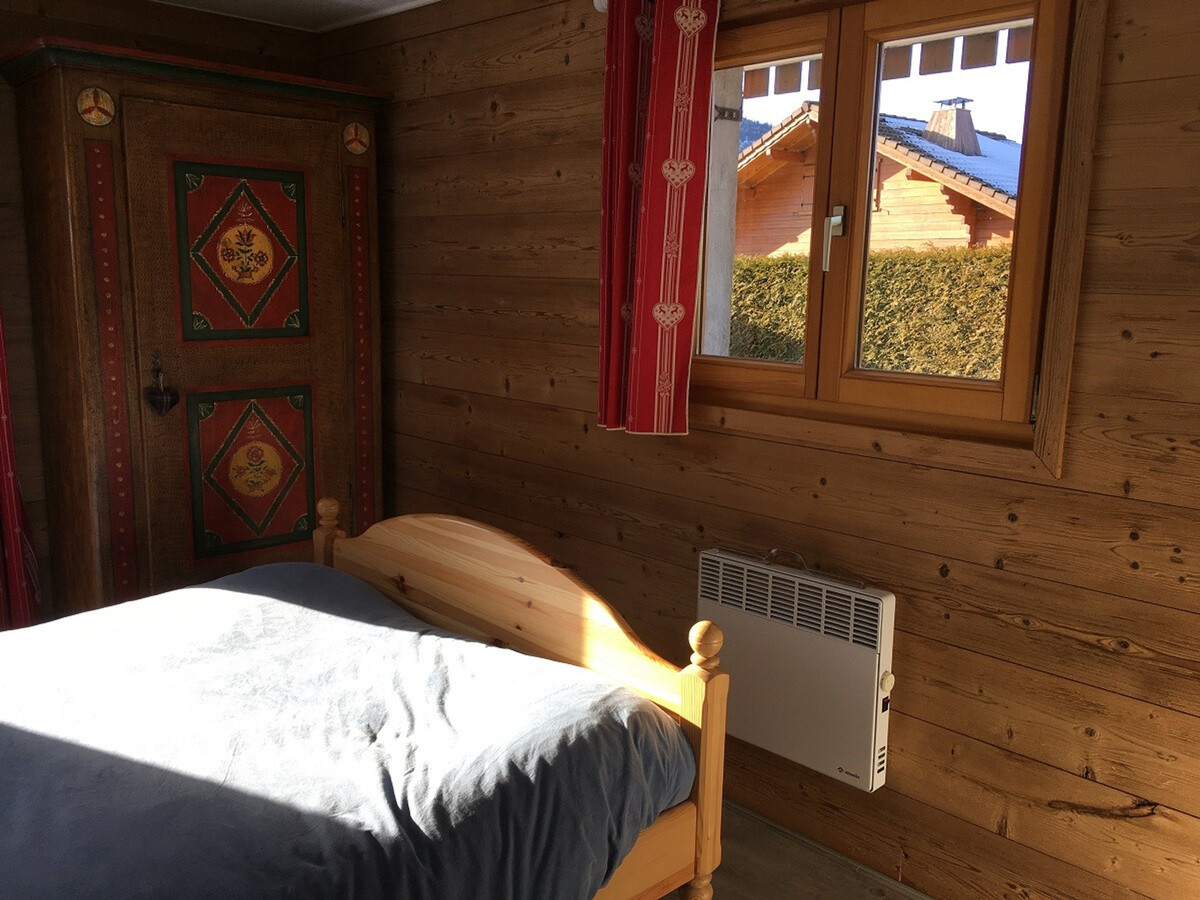 Chalet 5 chambres aux Carroz avec parking couvert - Photo 22