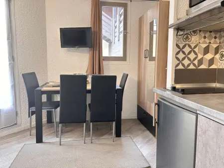 Location appartement à Risoul, Studio cabine pour 3 personnes à Risoul 1850, proche commodités