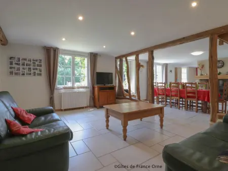 Longère 8 personnes avec jardin et maisonnette enfants : photo 9