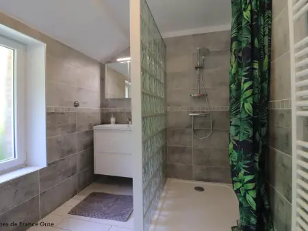 Longère 8 personnes avec jardin et maisonnette enfants : photo 12