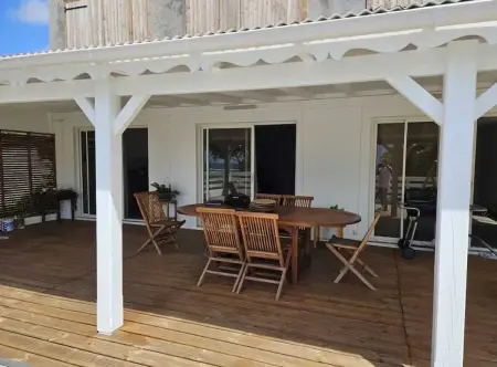 Location appartement à Sainte Anne, Appartement spacieux avec vue sur mer à Sainte-Anne