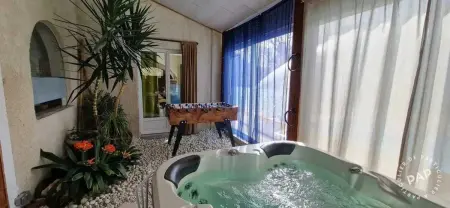Villa attrayante avec piscine privée à Montlaur-en-Diois - Photo 1