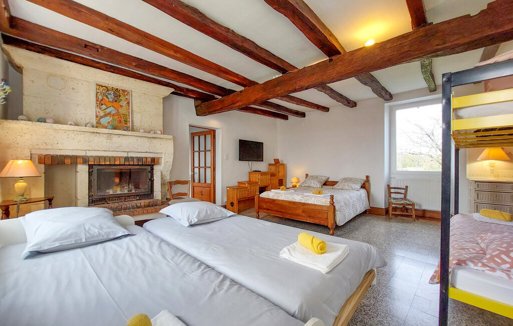 Maison 6 chambres au bord de la rivière, Touvre - Photo 7
