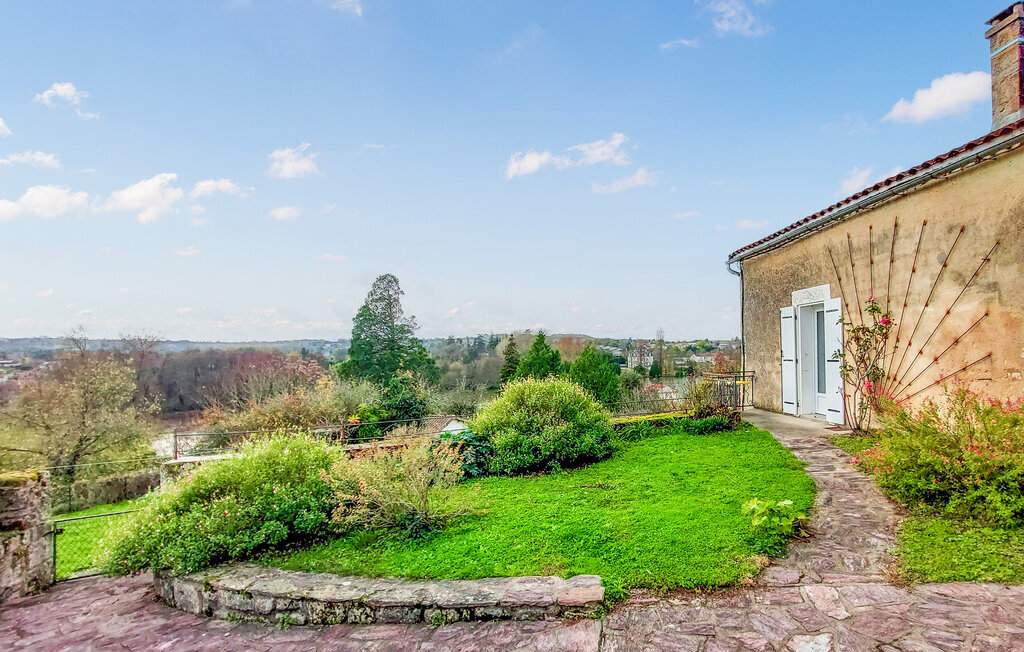 Maison 6 chambres au bord de la rivière, Touvre - Photo 9