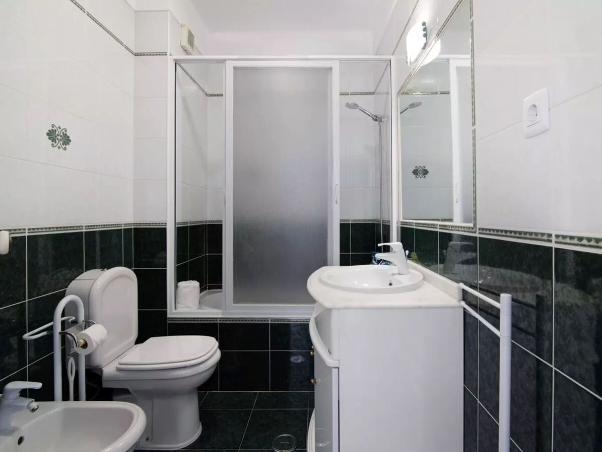 Solaris – Appartement 3 pièces à 900 m de la plage - Photo 18