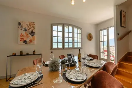 Location appartement à , Villa à Sevrier avec vue sur le lac d'Annecy
