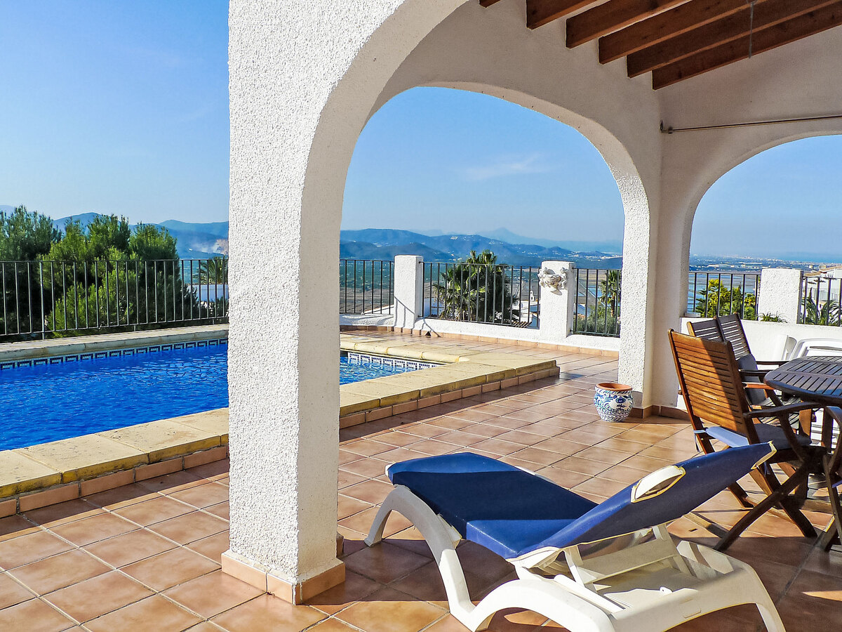 Esperanza : Maison 3 chambres avec piscine à Pego - Photo 2