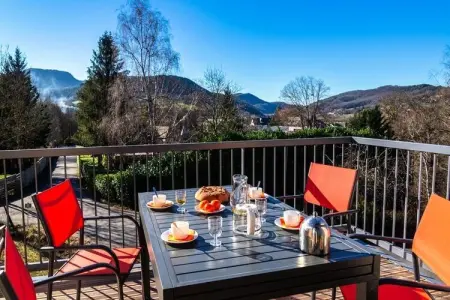 Location appartement à LA CANOURGUE, Cottage à La Canourgue avec accès à la piscine