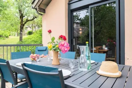 Location appartement à LA CANOURGUE, Cottage à La Canourgue avec accès à la piscine