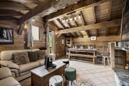 Location appartement à ST BON TARENTAISE, Chalet à Courchevel avec sauna et terrasse