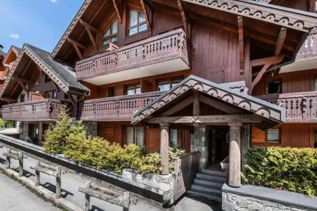 Location appartement de vacances à LES ALLUES