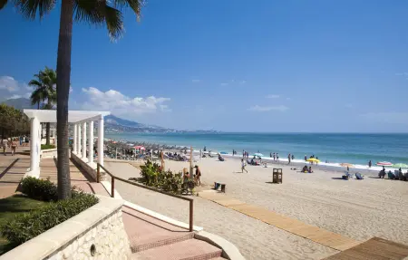 Maison 5 chambres avec piscine et vue mer à Mijas Costa : photo 9