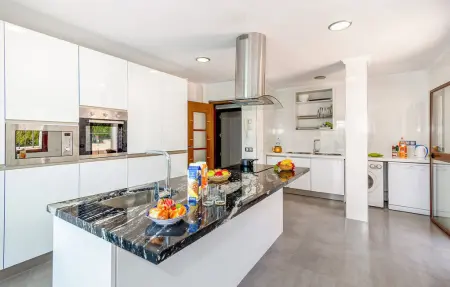 Maison 5 chambres avec piscine et vue mer à Mijas Costa : photo 13