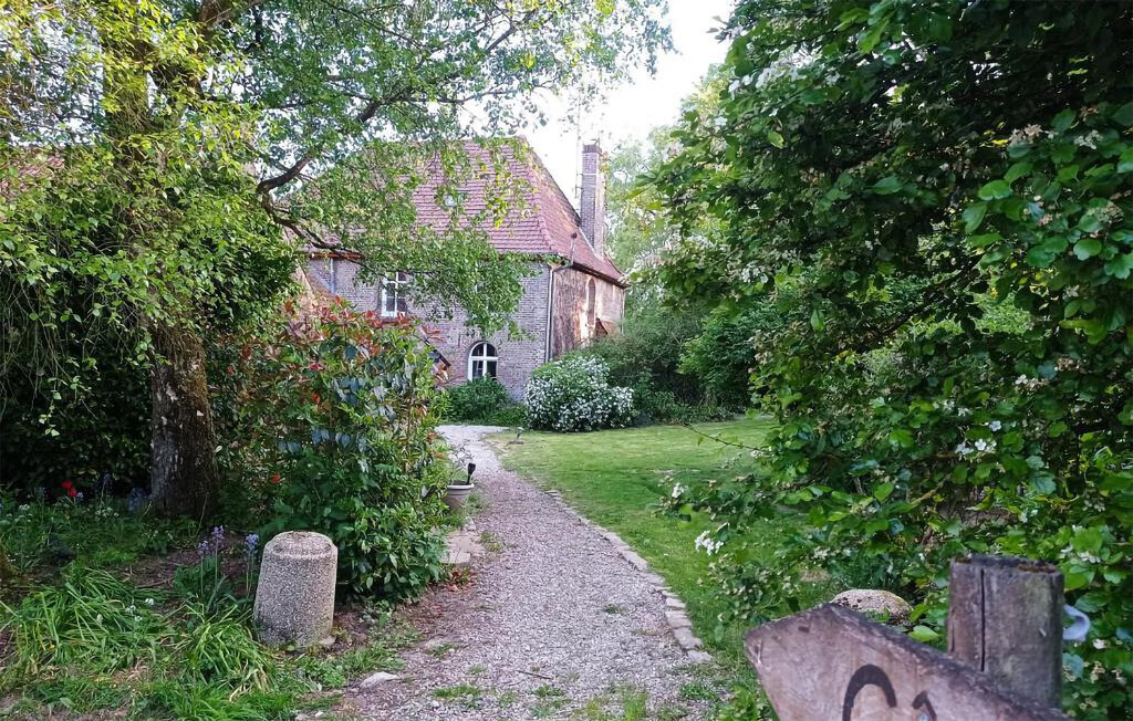 Maison dans un ancien moulin à Renty - Photo 1