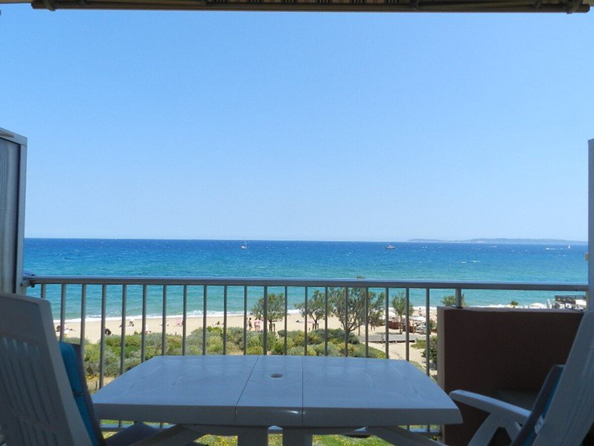 Studio 3 couchages climatisé, terrasse vue mer au Lavandou - Photo 10