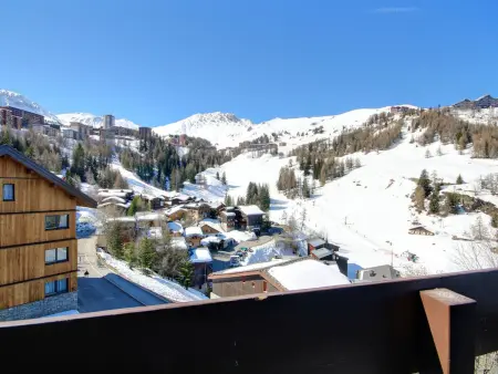 Appartement 2 pièces, balcon sud, piscine incluse à La Plagne 1800 : photo 8