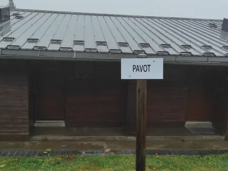 Location appartement à Besse et Saint Anastaise Super Besse, Appartement pour 4 avec balcon et parkings privés