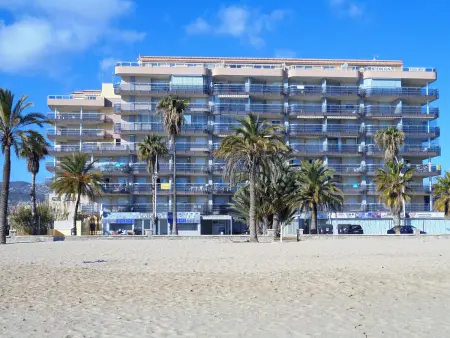 Location appartement à Peniscola, Appartement moderne 6 pers, bord de mer, clim, piscine-Peñiscola