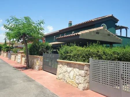 Location appartement à Peniscola, Appartement confortable à Peñiscola avec piscine partagée, climatisation et parking