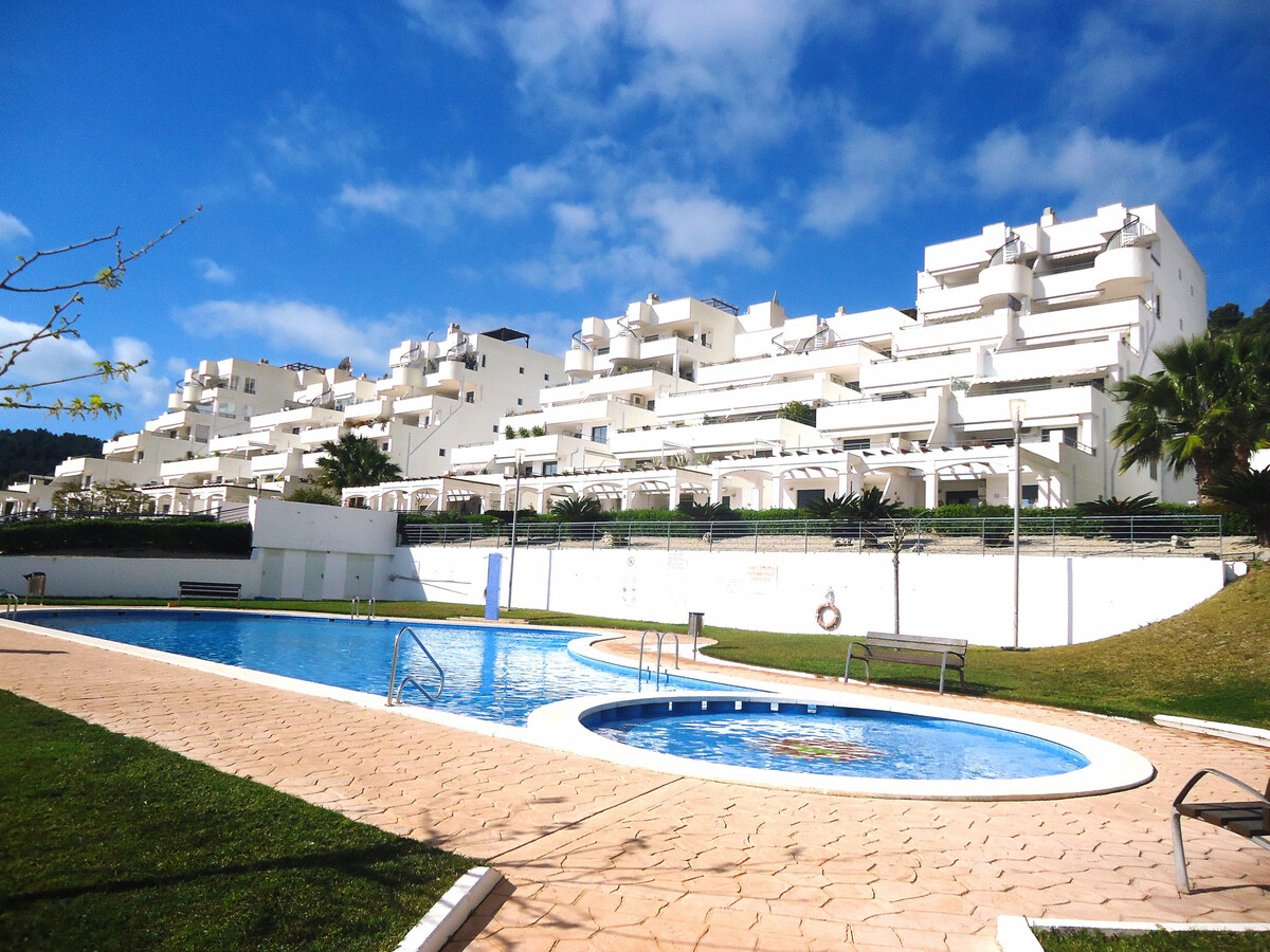 Appartement moderne Peñiscola, 2 ch., piscine & jardin - Photo 2