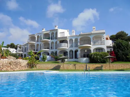 Location appartement à Peniscola, Appartement 2 chambres à Peñíscola avec piscine et parking