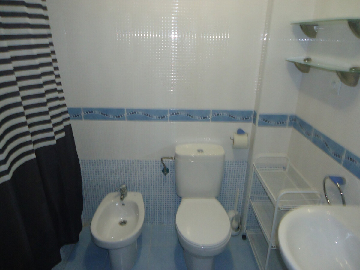 Appartement 2 chambres vue piscine, 200 m plage - Photo 11