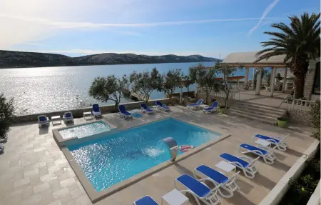 Location appartement à Stara Novalja