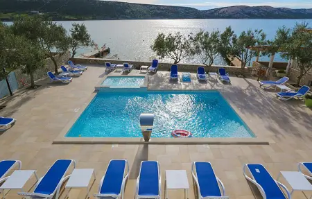 Location appartement à Stara Novalja