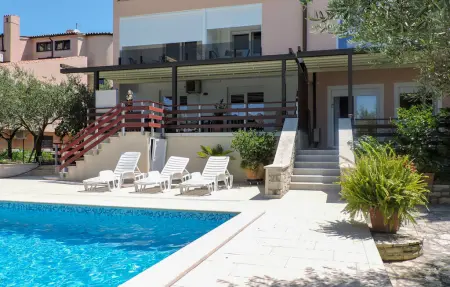 Location appartement à Peroj