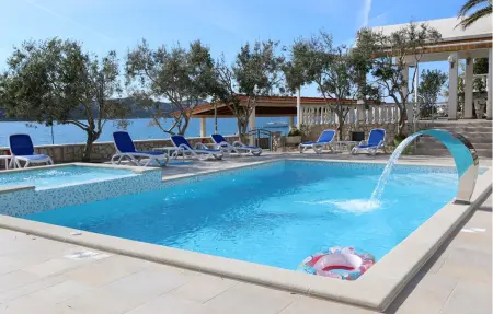 Location appartement à Stara Novalja