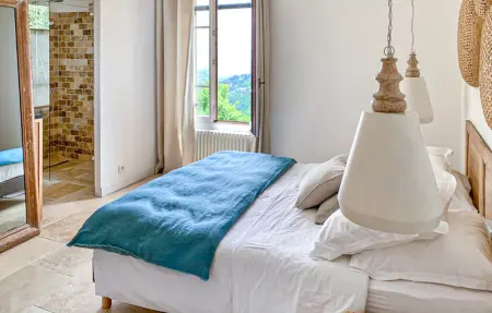 Maison 4 chambres avec piscine chauffée à Grasse : photo 15