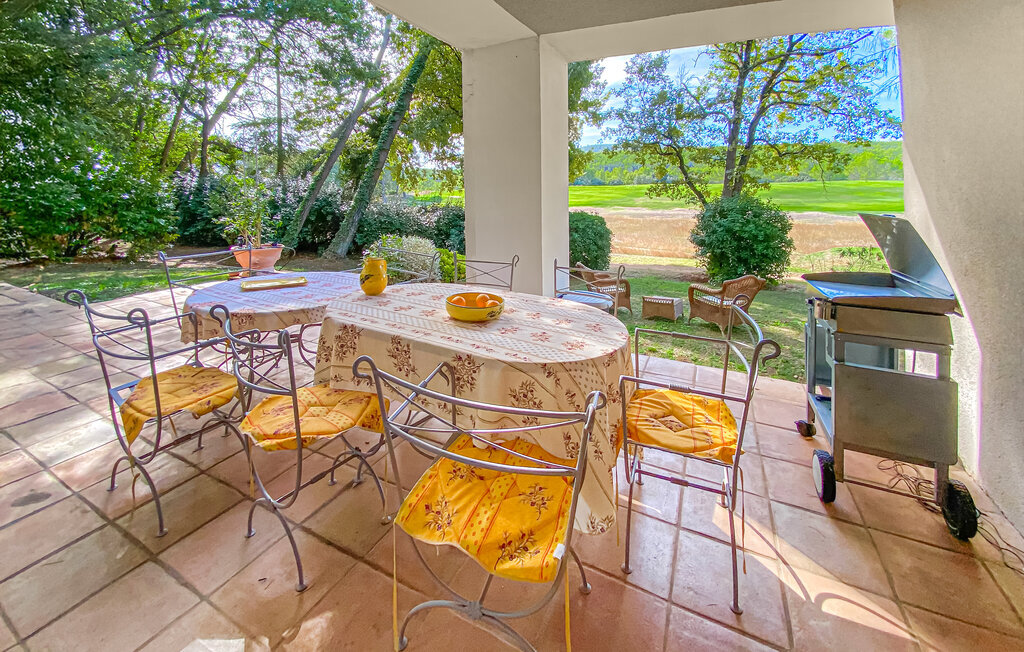 Villa Golf de Barbaroux – 4 chambres, piscine et jacuzzi - Photo 7