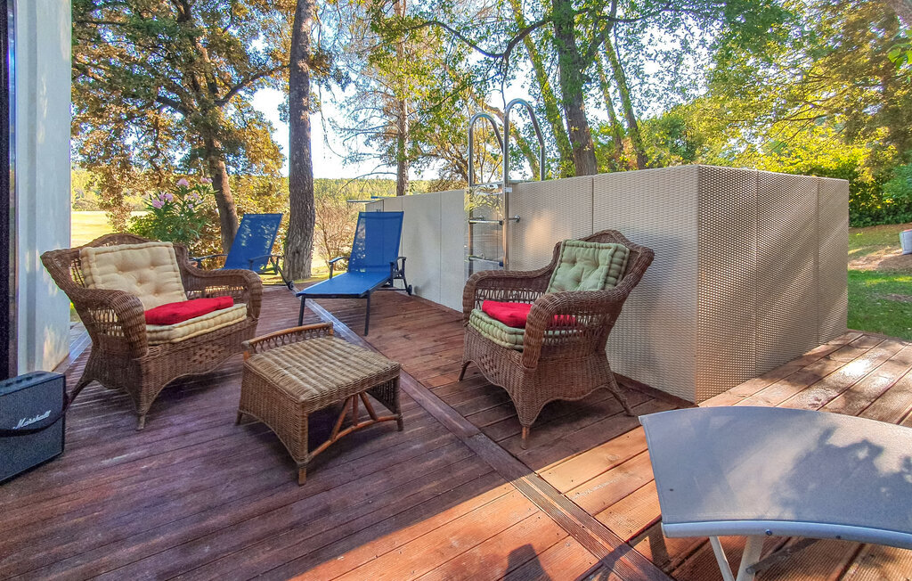 Villa Golf de Barbaroux – 4 chambres, piscine et jacuzzi - Photo 8