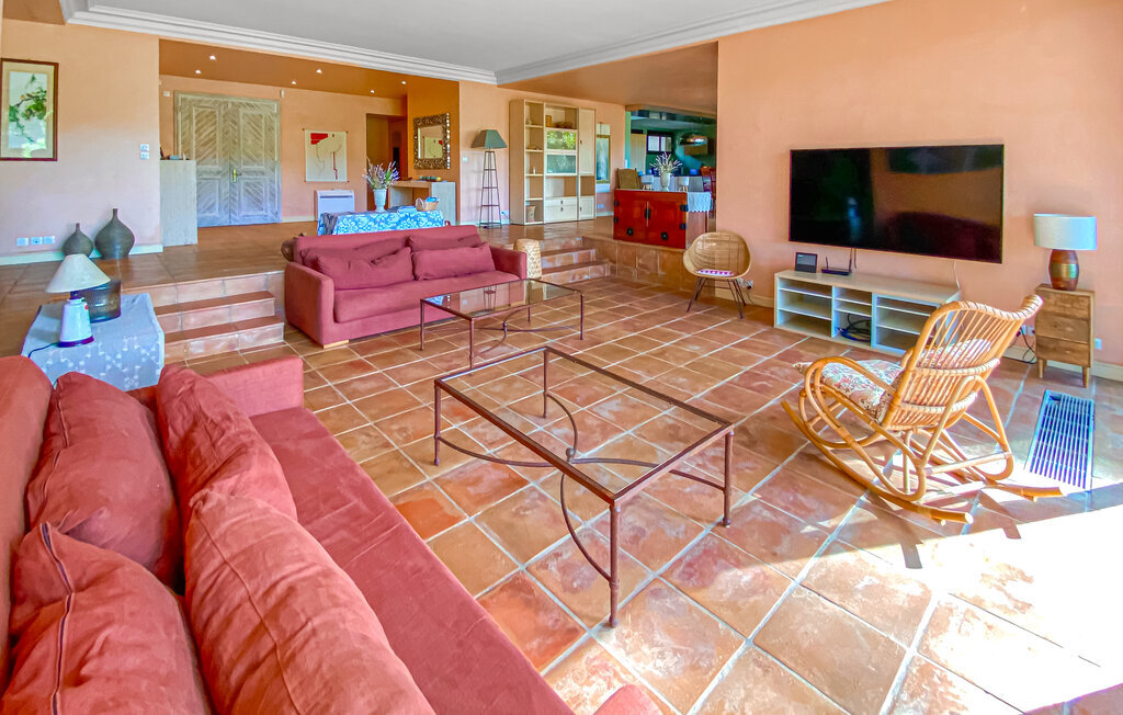Villa Golf de Barbaroux – 4 chambres, piscine et jacuzzi - Photo 18