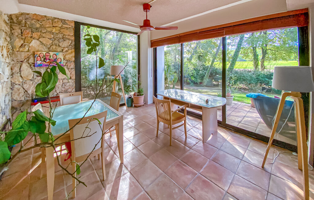 Villa Golf de Barbaroux – 4 chambres, piscine et jacuzzi - Photo 22