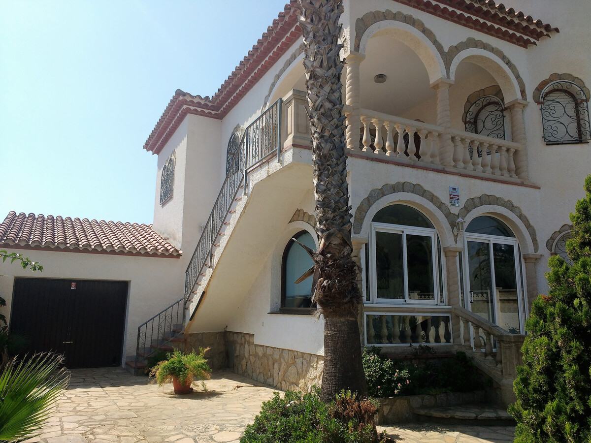 Villa 4 chambres Miami Platja avec piscine 4x8m - Photo 2